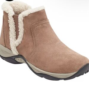 Easy Spirit Brown Suede Winter Boots